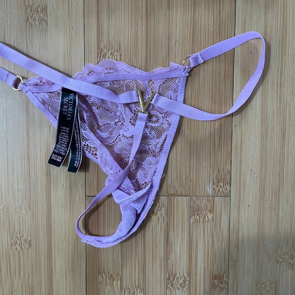 NWOT Victoria's Secret VERY SEXY Unlined Strappy Demi Bra and Thong Set - Picture 2 of 5